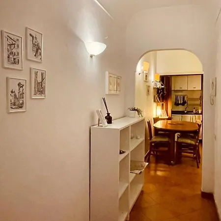 Downtown Apartment_sistina Lejlighed *
